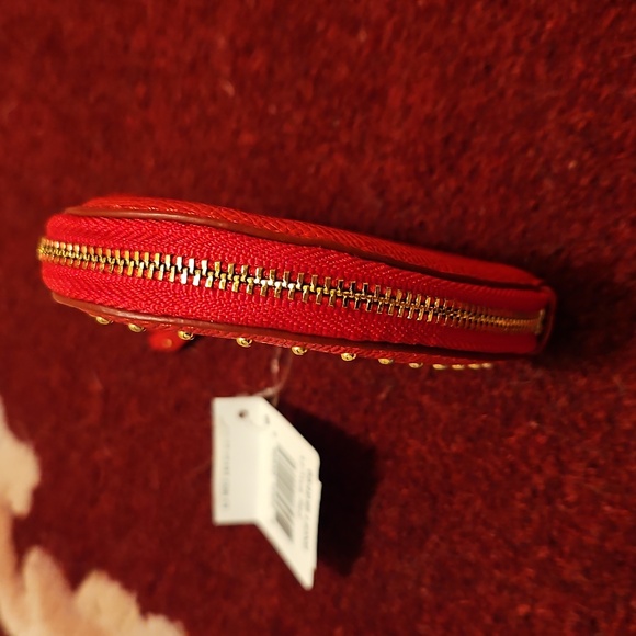 Coach Edge Studded Heart Coin Case Zip Close Crossgrain Leather Red Goldtone NWT - Picture 7 of 15